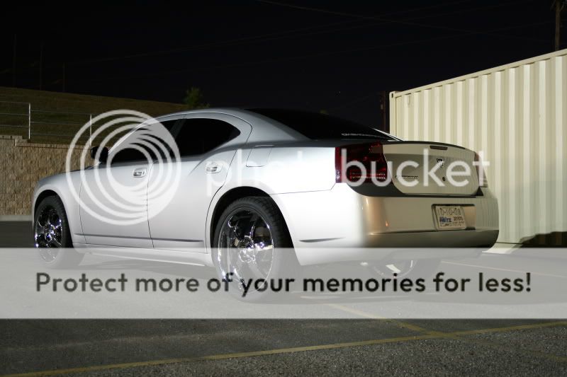 IMAGE: http://i538.photobucket.com/albums/ff342/ib2loud/IMG_7034.jpg